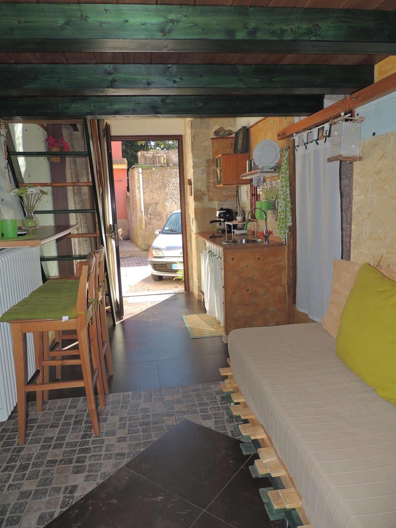 Monolocale L'Abbraccio Apartment Рагуза Екстериор снимка